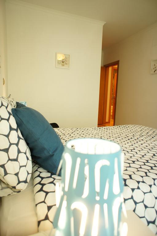 Modern Apartment Near The Bridge Lisbona Esterno foto
