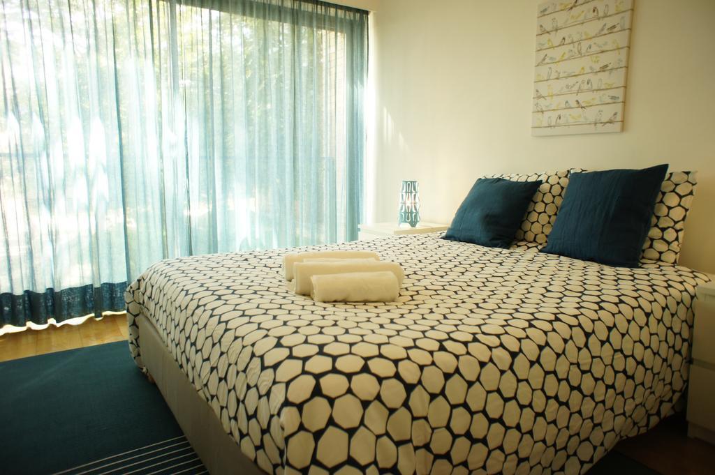 Modern Apartment Near The Bridge Lisbona Esterno foto