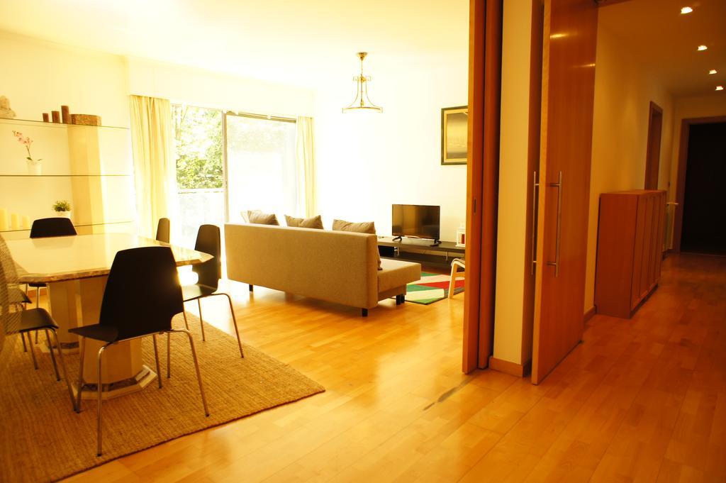 Modern Apartment Near The Bridge Lisbona Esterno foto